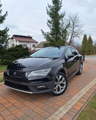 Seat Leon cena 53900 przebieg: 131000, rok produkcji 2016 z Oleśnica małe 596